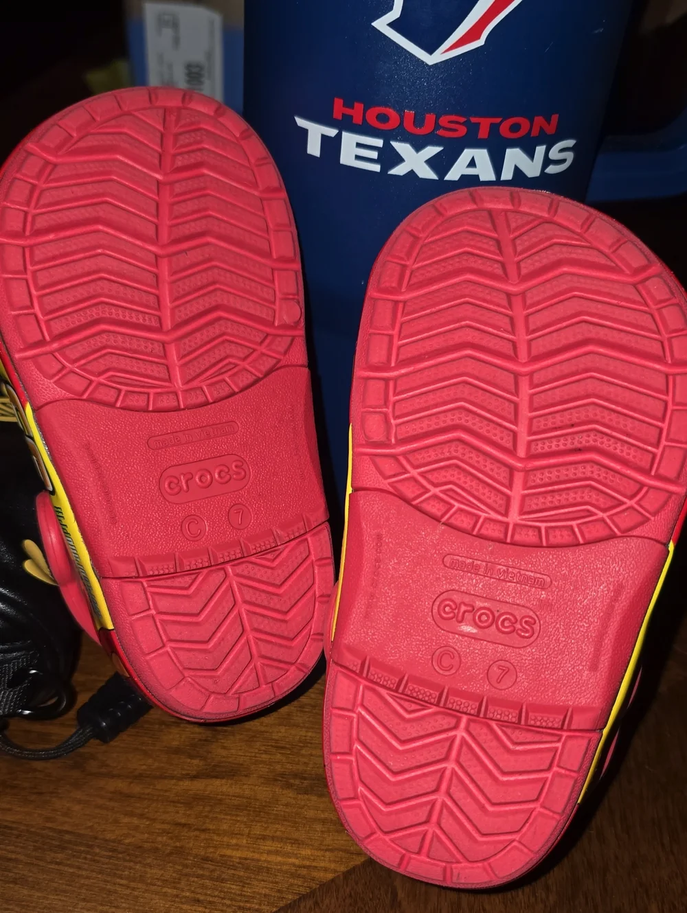 CROCS 7c used